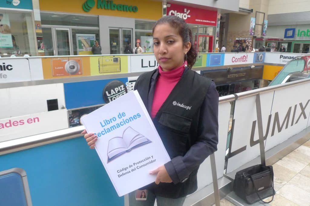 ¿Trato desigual en Claro? Denuncian trabas al bajar de postpago a prepago