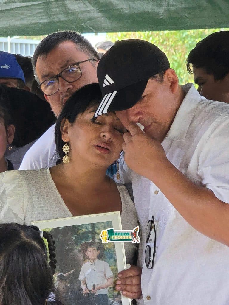 Horas antes del entierro, los restos de los tres hermanos habían sido velados en un local ubicado en el jirón Dos de Mayo n.° 231, al costado del centro comercial Open Plaza, en Huánuco